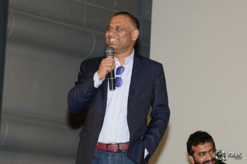 Kshanam Movie Thanks Meet